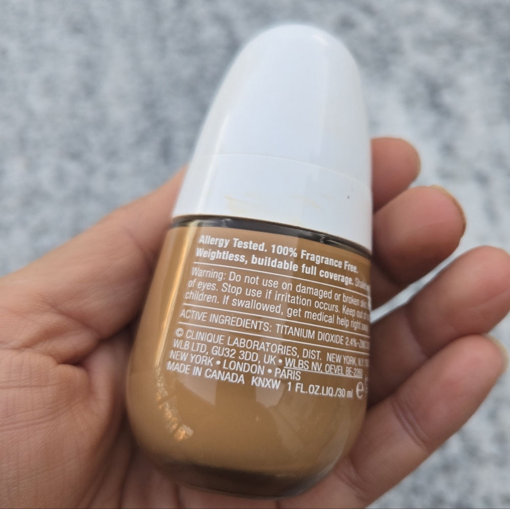Even Better Clinical Serum Foundation Broad Spectrum SPF 25 Deep Honey Shade - Picture 4 of 8